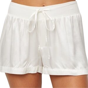 White PJ Harlow Pajama Shorts Size Small